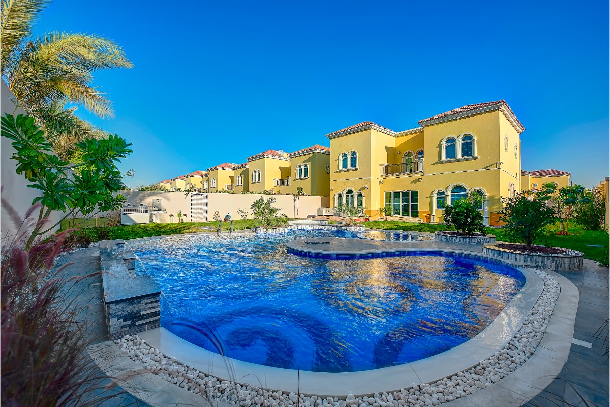 Pool equipment installation by Pools R Us