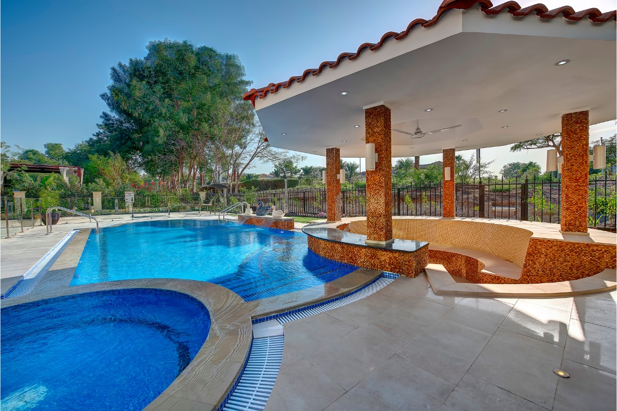 Pool resurfacing by Pools R Us Dubai